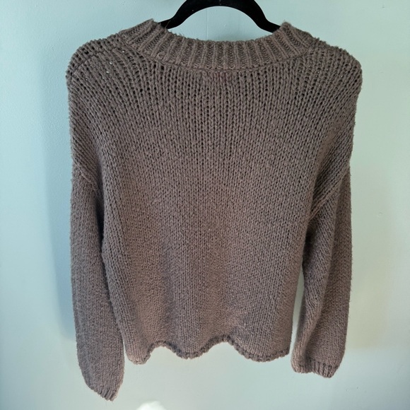 Cozy Brown Sweater - Picture 5 of 5